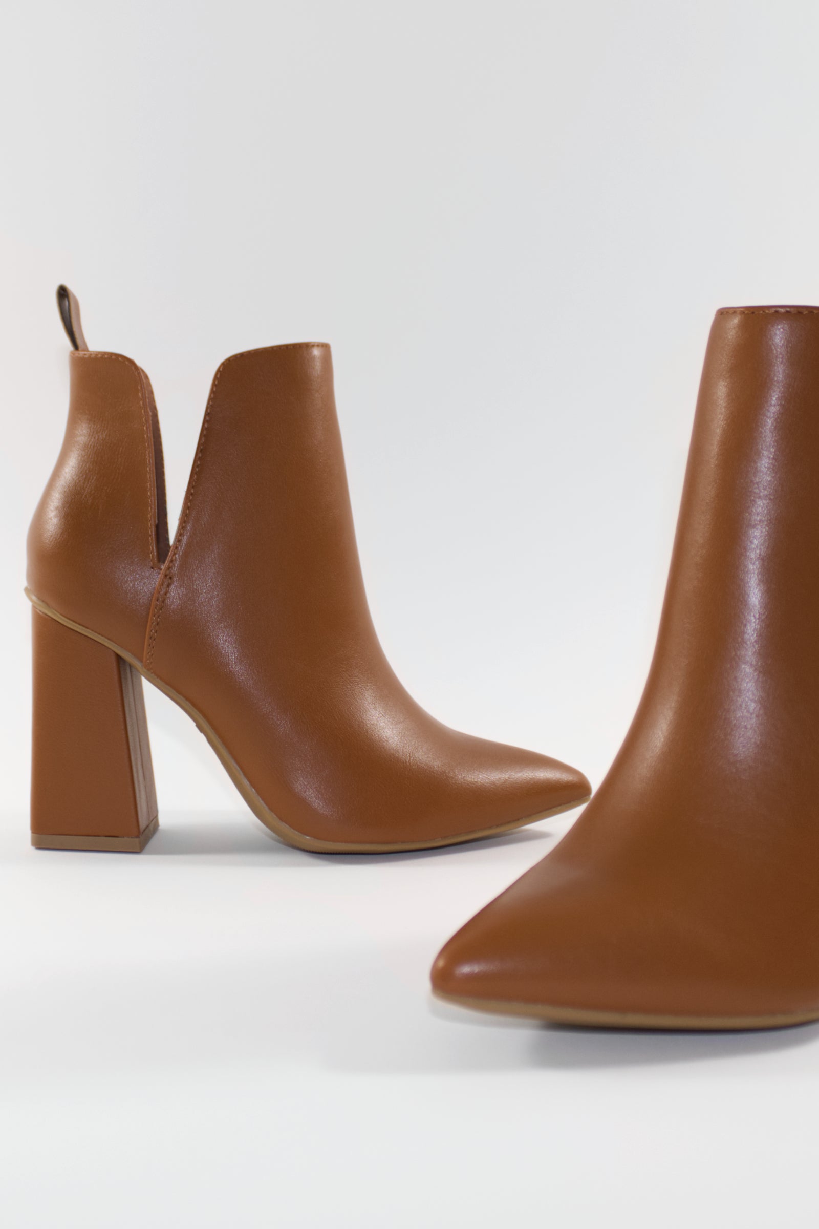 AVA BLOCK HEEL ANKLE BOOTS - CHESTNUT BROWN