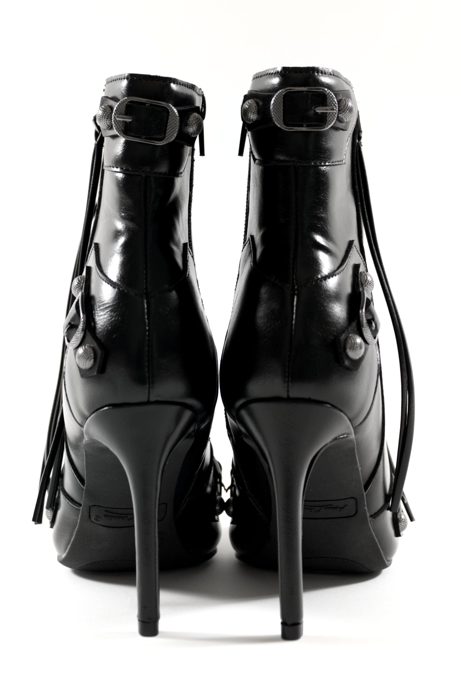 BALE BUCKLE DETAIL ANKLE BOOTS - BLACK