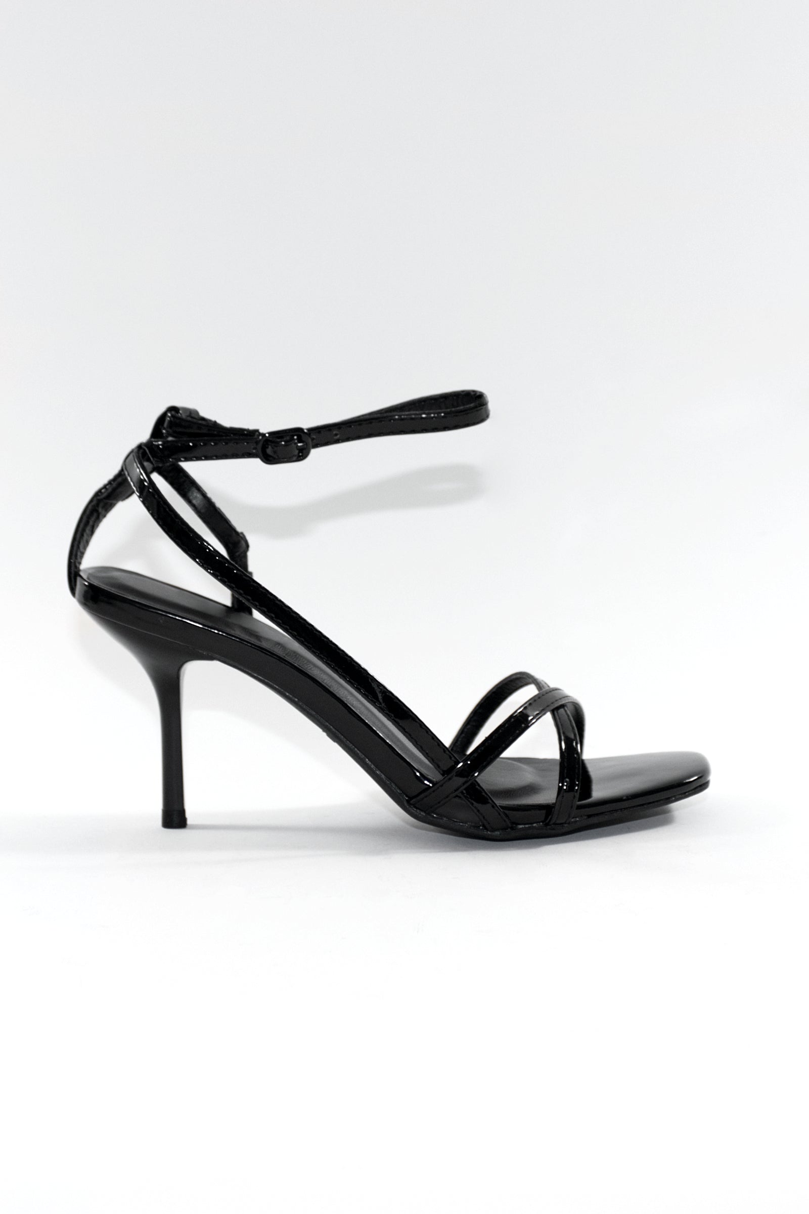 BETSY STRAPPY HEELS - BLACK