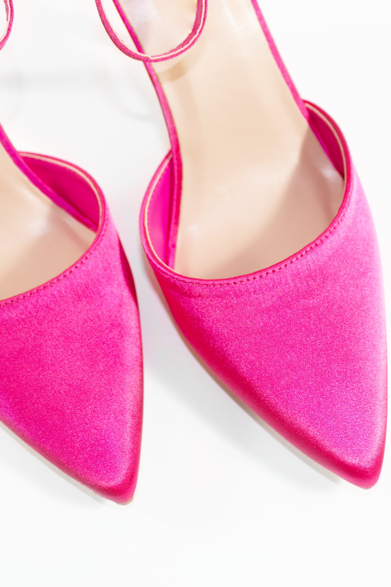 BRI EMBELLISHED BOW PUMP HEELS - HOT PINK