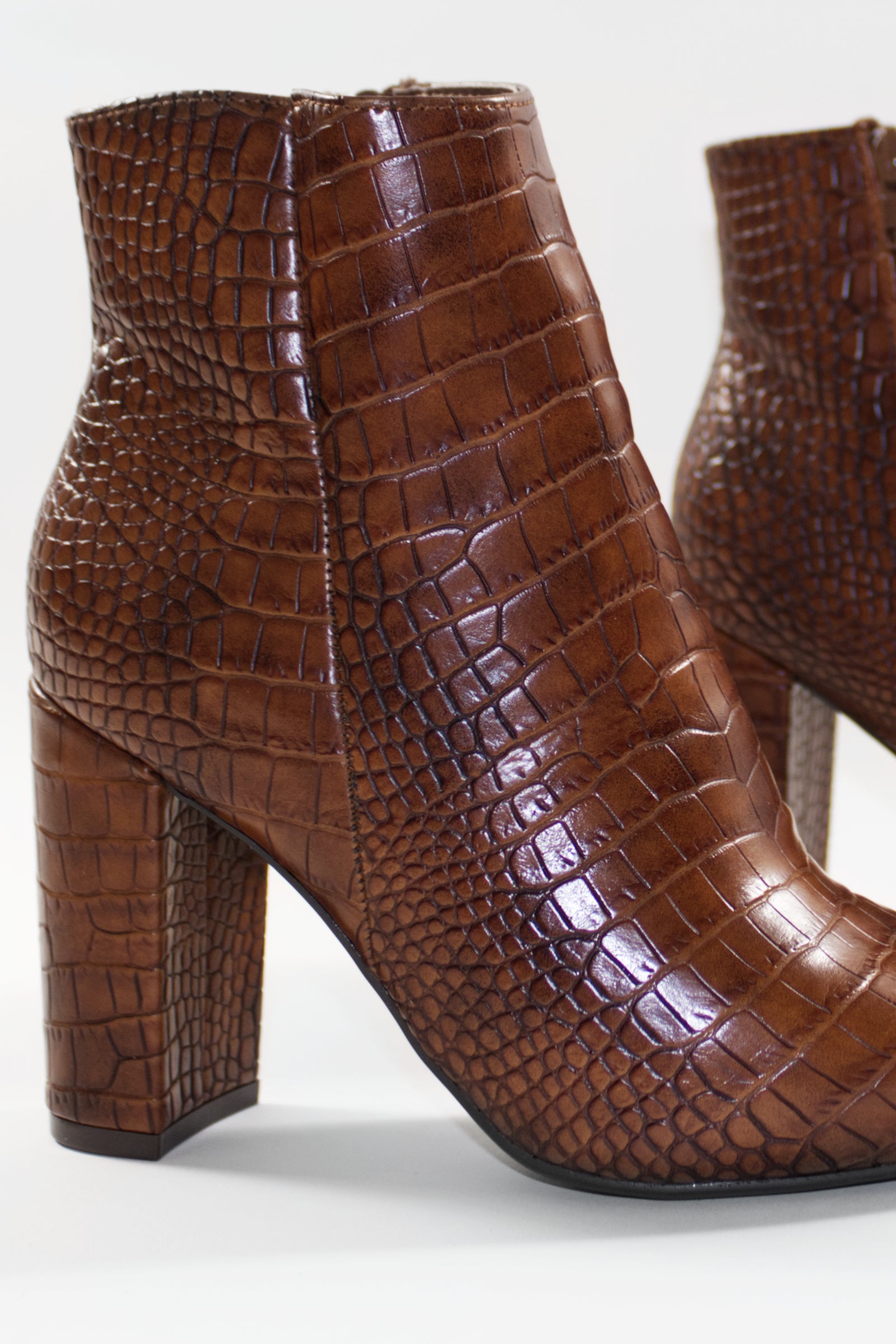 SIENNA - BROWN