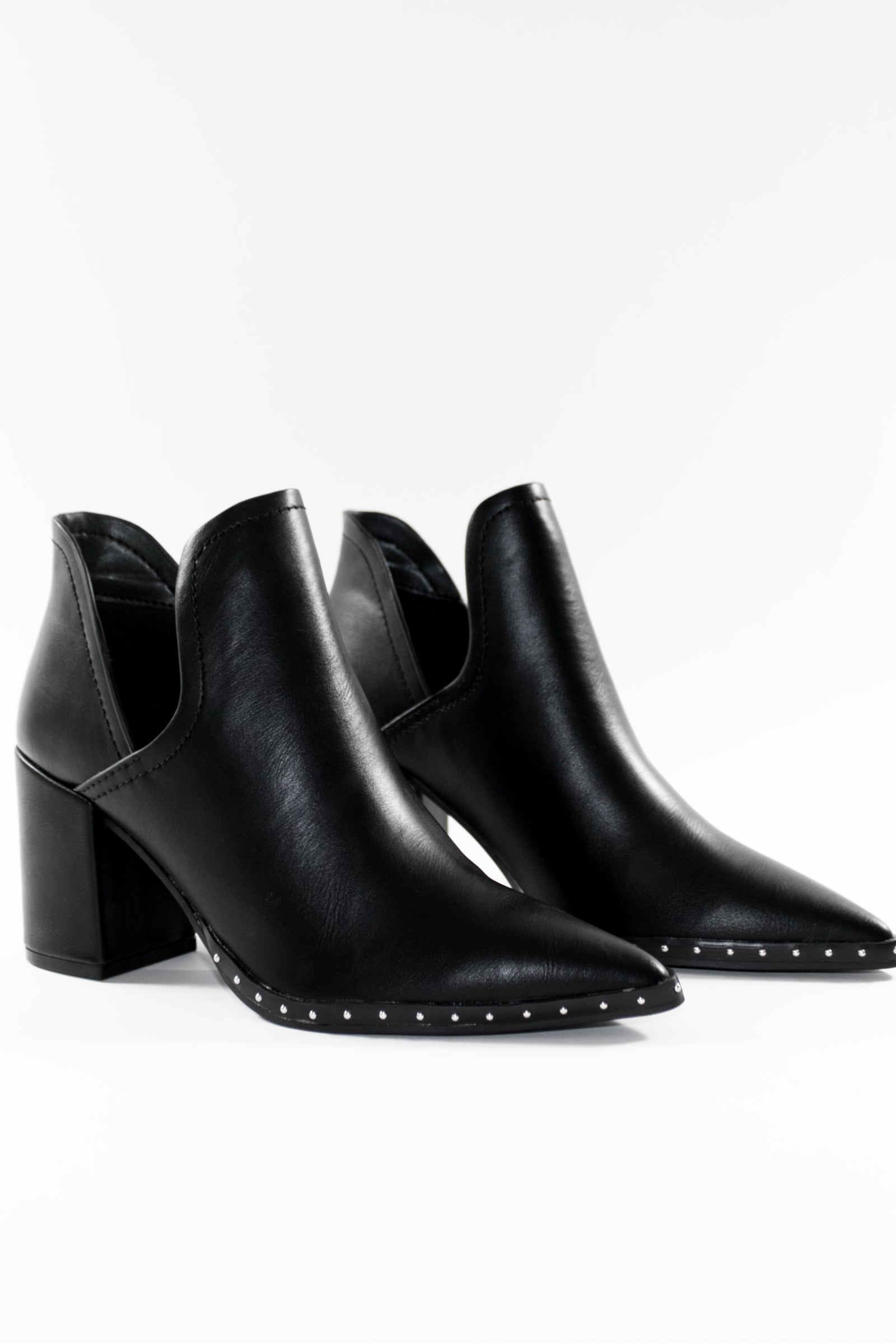 STUDDED BLOCK HEEL ANKLE BOOTS - BLACK