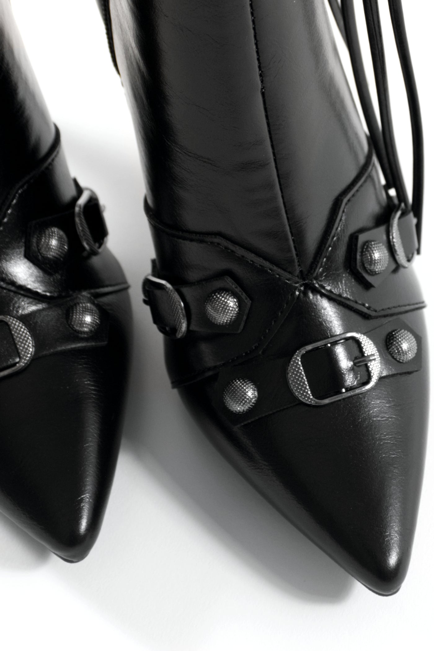 BALE - BLACK