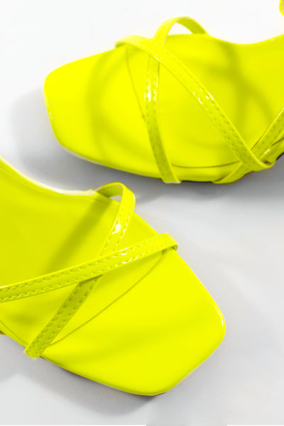 BETSY - YELLOW