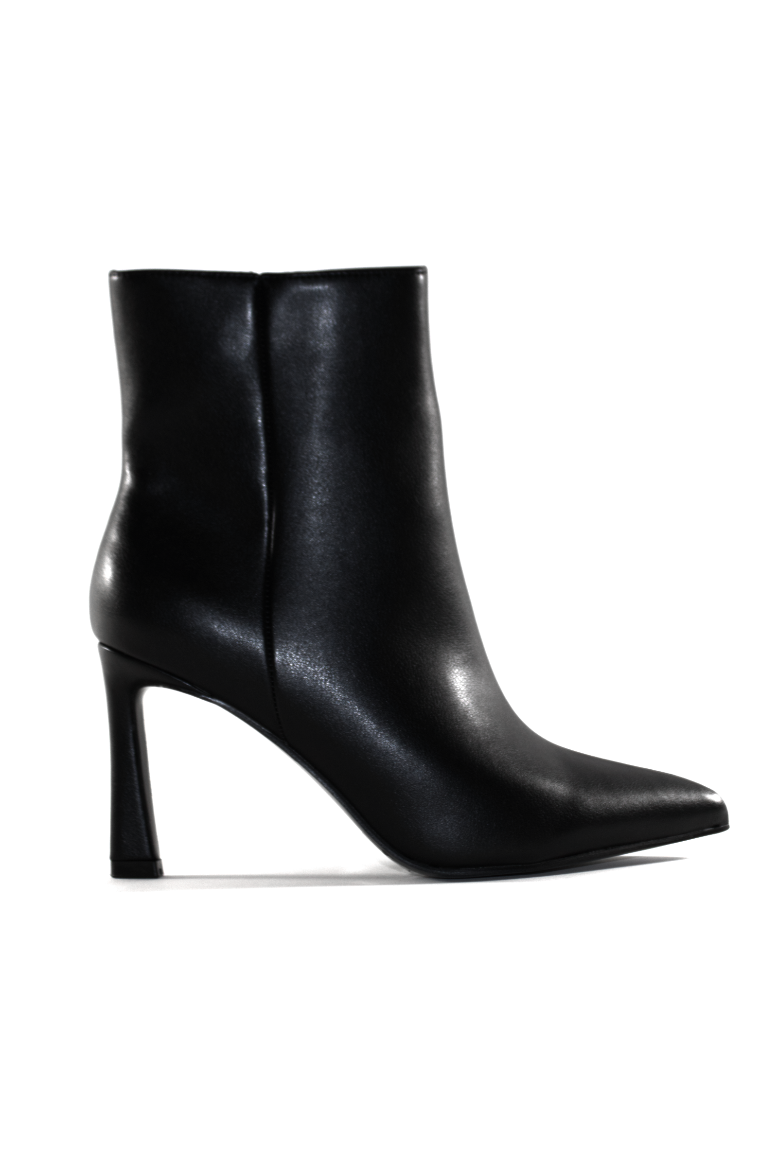 SCORPIO - BLACK